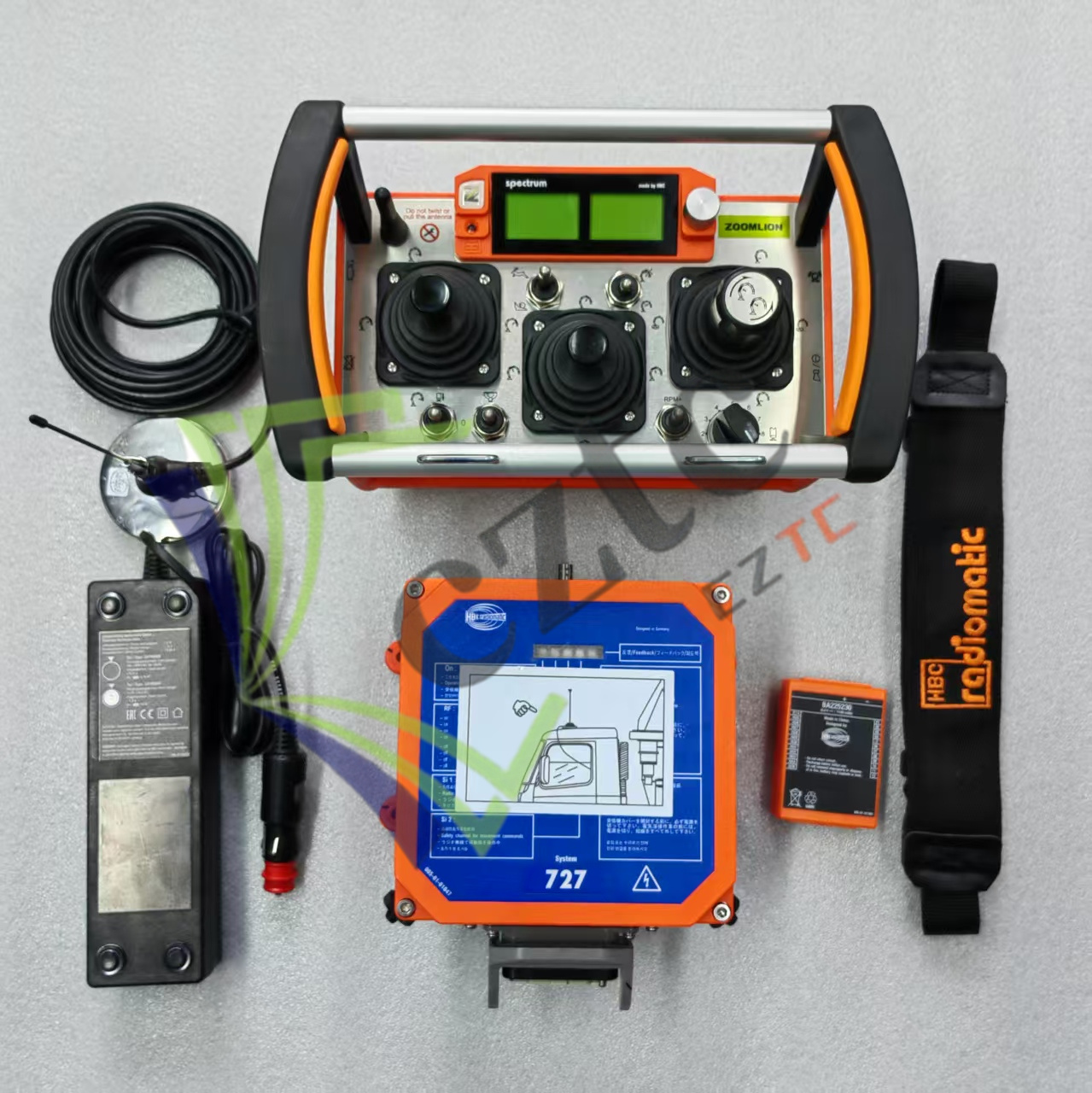 HBC727-Remote-Controller-with-LCD-Screen