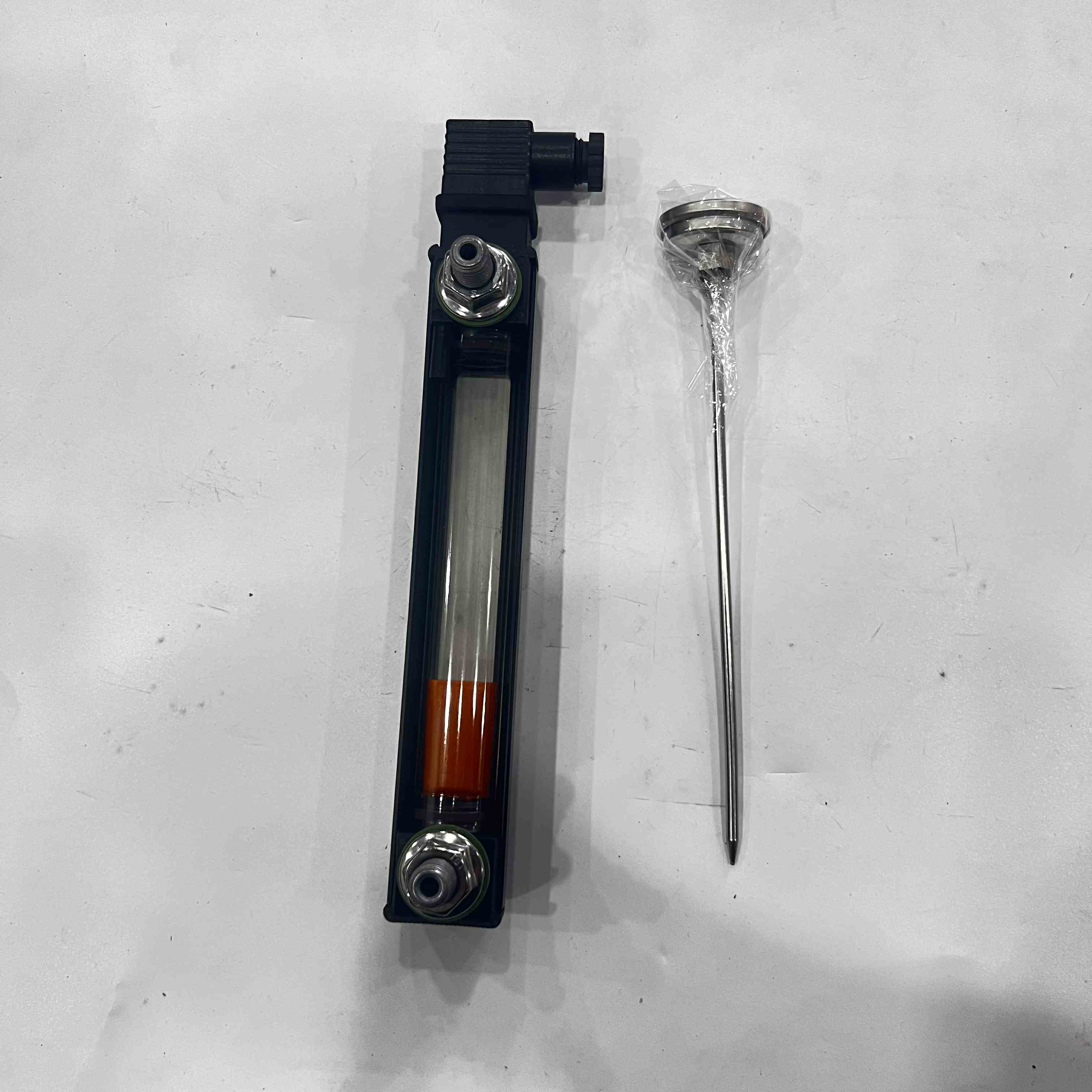 Liquid-Level-Gauge